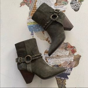 🎉 LOWEST LAST CHANCE 🎉 Lucky Brand | Dark Moss Mojoko Leather Boots 5.5